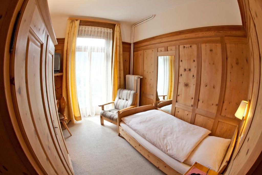 Hotel Post Pontresina Room photo