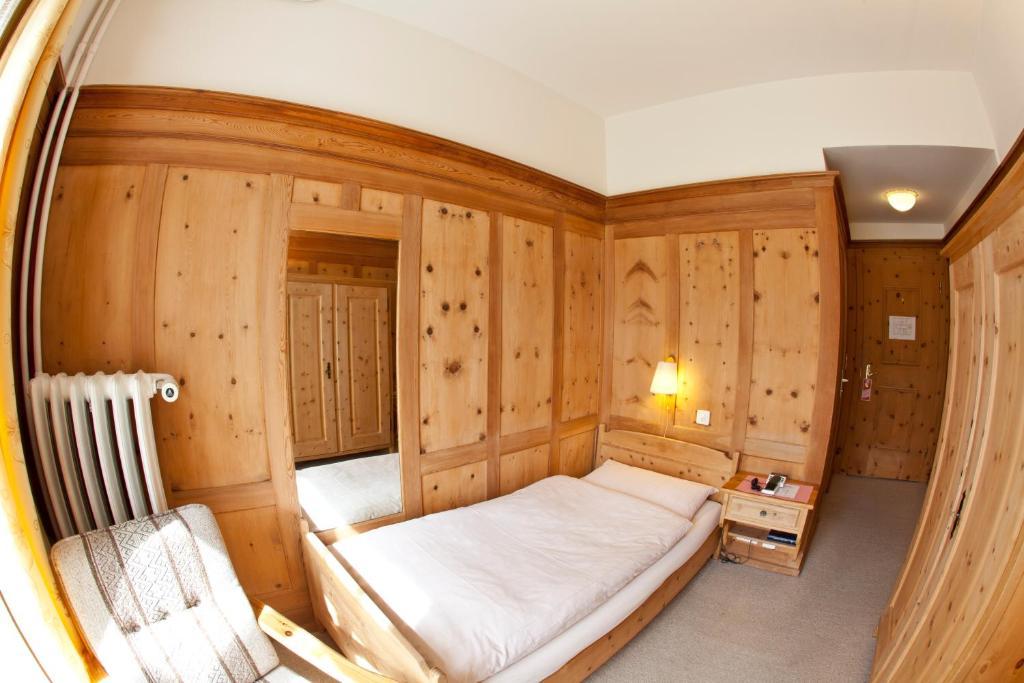 Hotel Post Pontresina Room photo