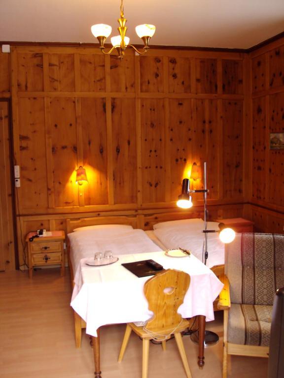 Hotel Post Pontresina Room photo